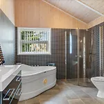 Onevus - 550m From The Sea By Interhome