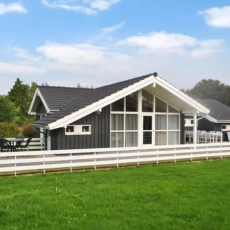 Holiday home Onevus - 550m From The Sea In Funen By Interhome