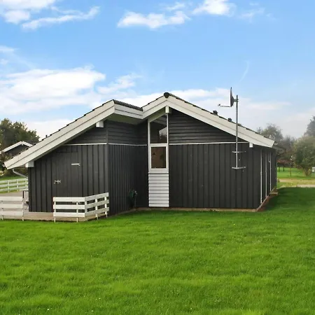 Holiday home Onevus - 550m From The Sea In Funen By Interhome Humble