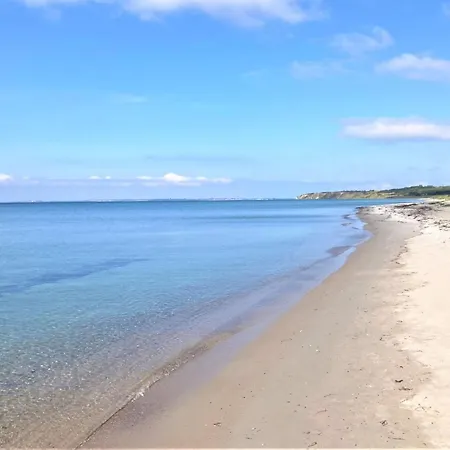 Onevus - 550m From The Sea By Interhome