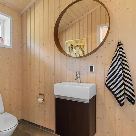 Onevus - 550m From The Sea By Interhome